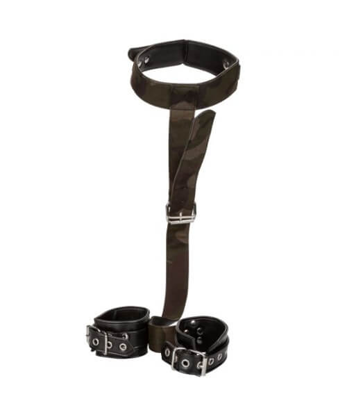 COLT Camo Collar & Cuffs