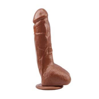 BrunetTrickPenis-Brown